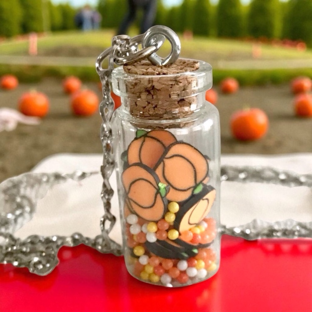 🆕 Pumpkins in a Jar Pendant Necklace Stainless Steel